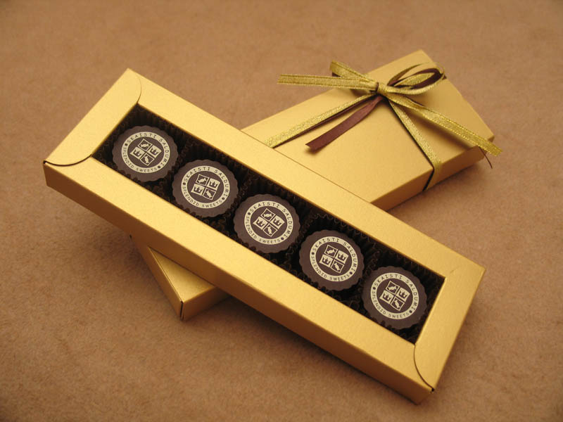 5 Pralines with Hazel Nut Cream Filling in a box, 65g (13g x 5 pc)