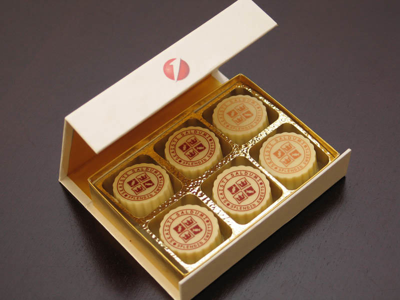 6 Pralines with Hazel Nut Cream Filling in a Box with Magnet, 78g (13g x 6 pc)